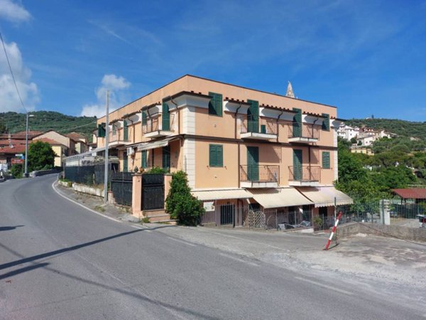 appartamento in vendita a Diano San Pietro