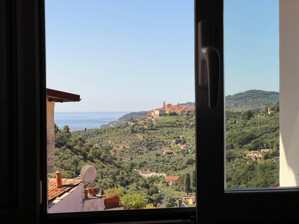 casa indipendente in vendita a Diano San Pietro