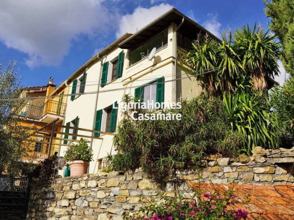 casa indipendente in vendita a Diano San Pietro in zona Roncagli