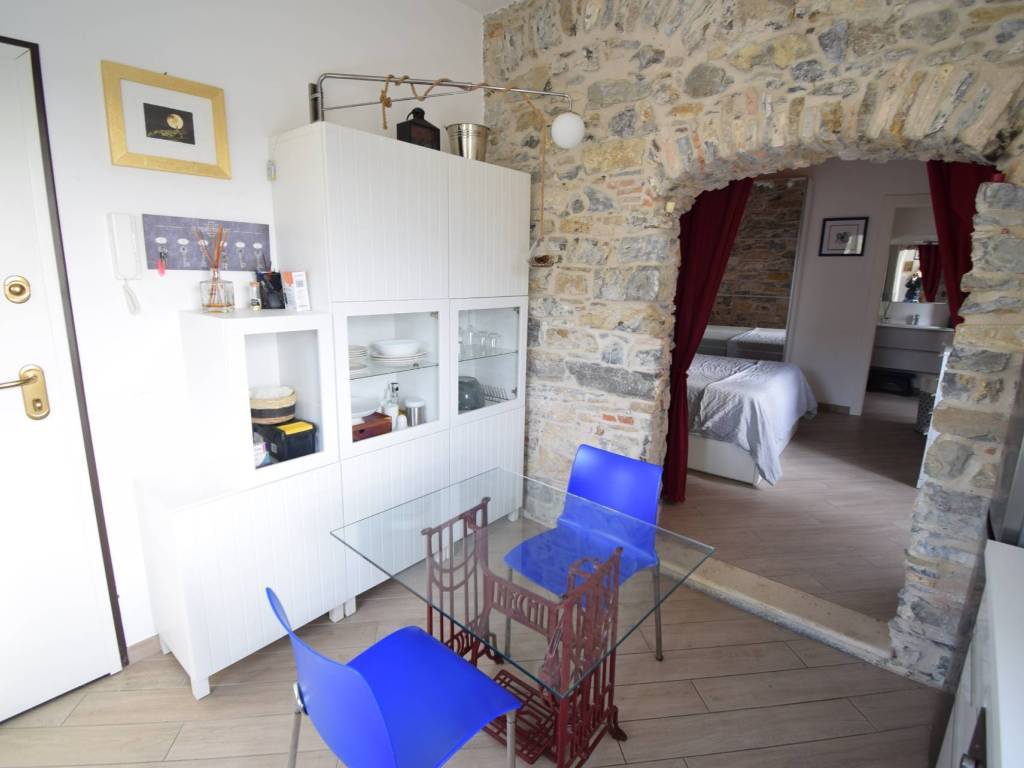 appartamento in vendita a Diano San Pietro