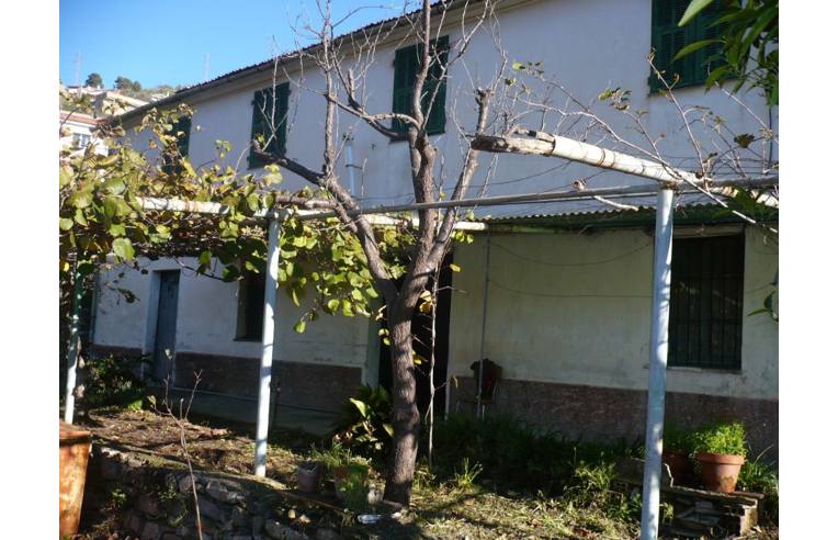 casa indipendente in vendita a Diano San Pietro