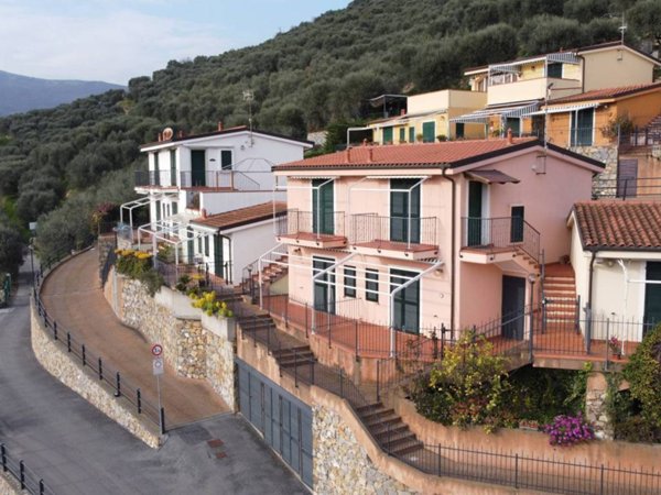 appartamento in vendita a Diano San Pietro