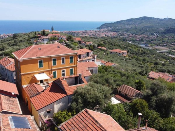 appartamento in vendita a Diano San Pietro in zona Roncagli