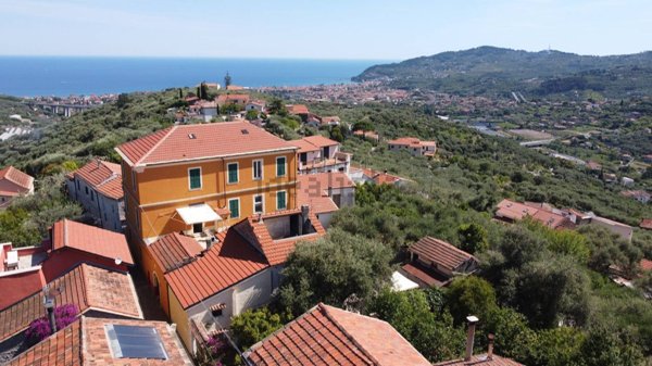 appartamento in vendita a Diano San Pietro in zona Roncagli