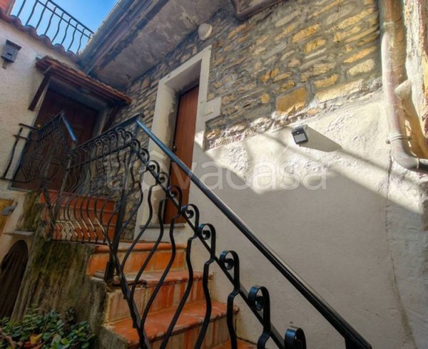 appartamento in vendita a Diano San Pietro in zona Roncagli