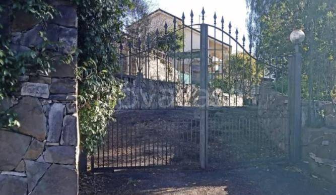 casa indipendente in vendita a Diano San Pietro in zona Roncagli