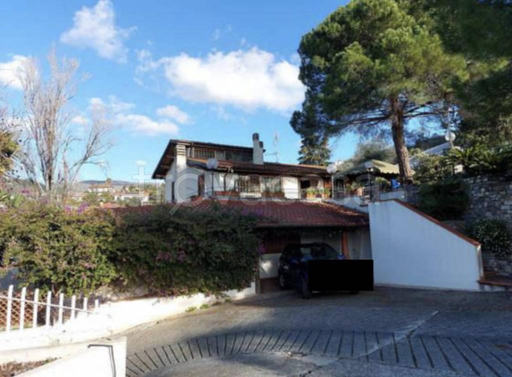 casa indipendente in vendita a Diano San Pietro in zona Roncagli