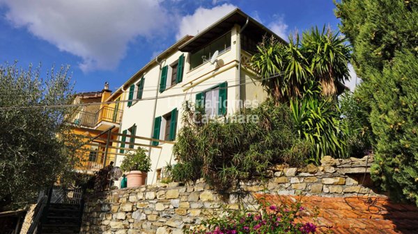 casa indipendente in vendita a Diano San Pietro in zona Roncagli