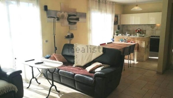 casa indipendente in vendita a Dolceacqua