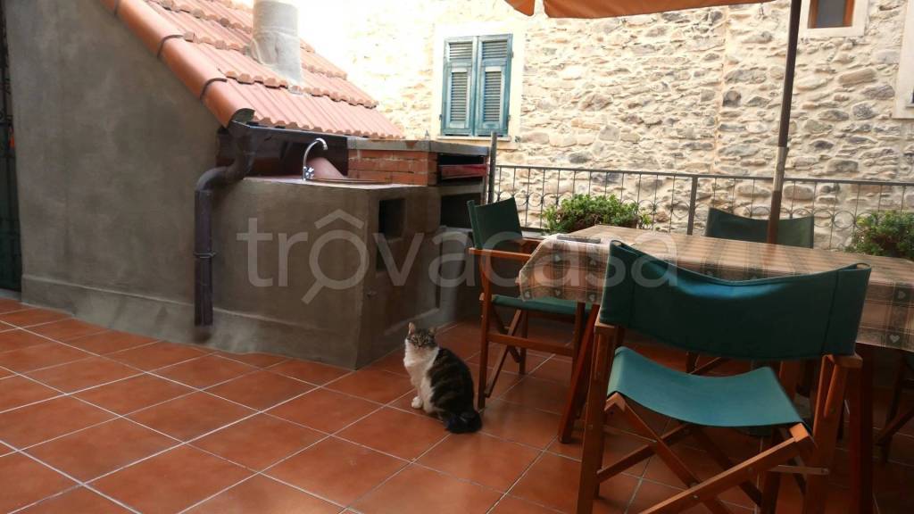 appartamento in vendita a Dolceacqua