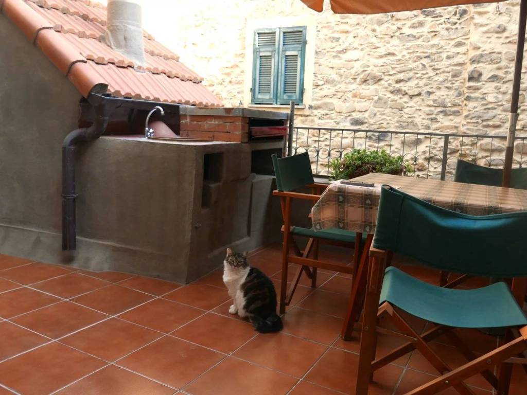appartamento in vendita a Dolceacqua