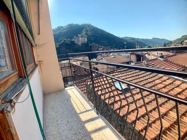 appartamento in vendita a Dolceacqua