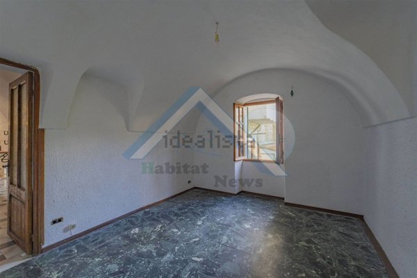 appartamento in vendita a Dolceacqua