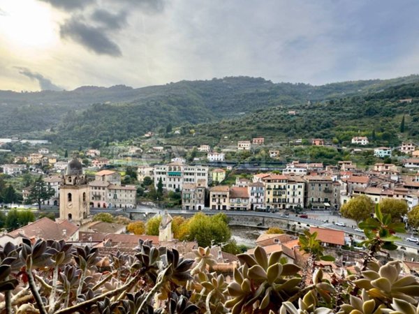 appartamento in vendita a Dolceacqua