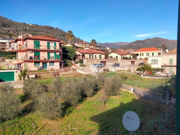 appartamento in vendita a Dolceacqua