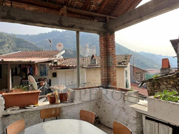 appartamento in vendita a Dolceacqua