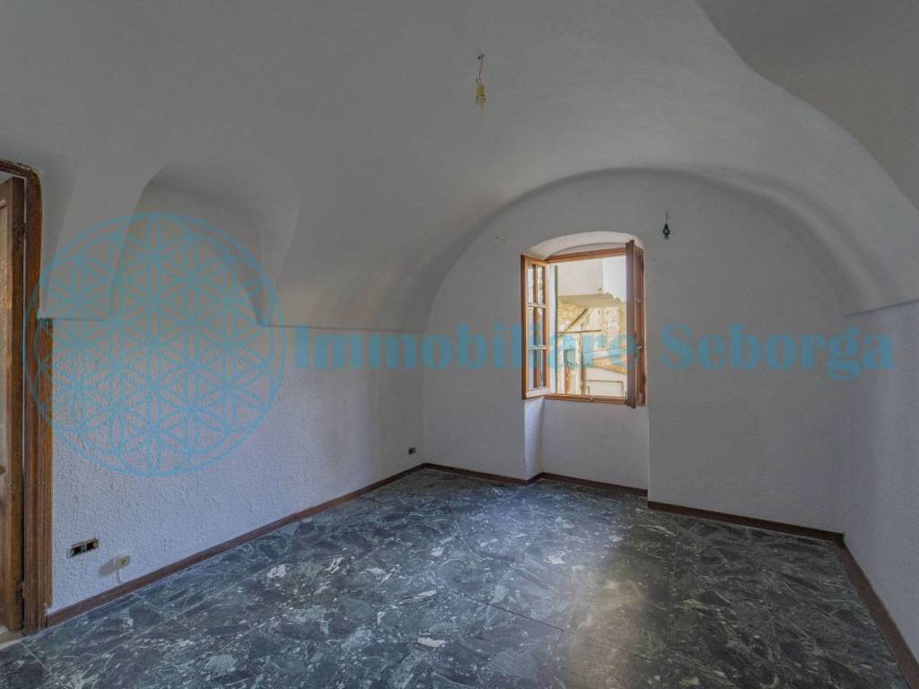 appartamento in vendita a Dolceacqua