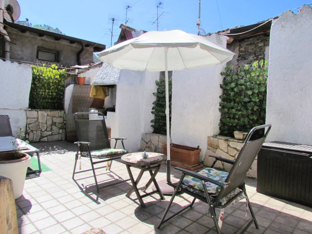 appartamento in vendita a Dolceacqua