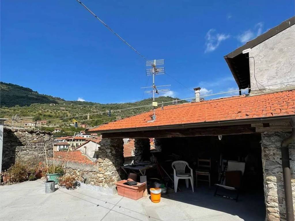 appartamento in vendita a Dolceacqua