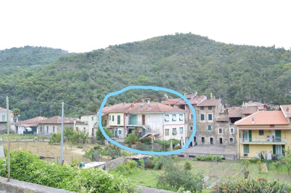 appartamento in vendita a Dolceacqua