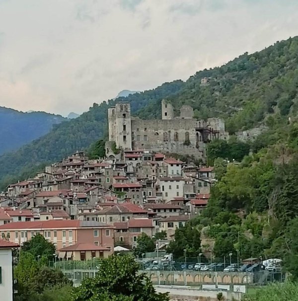 appartamento in vendita a Dolceacqua