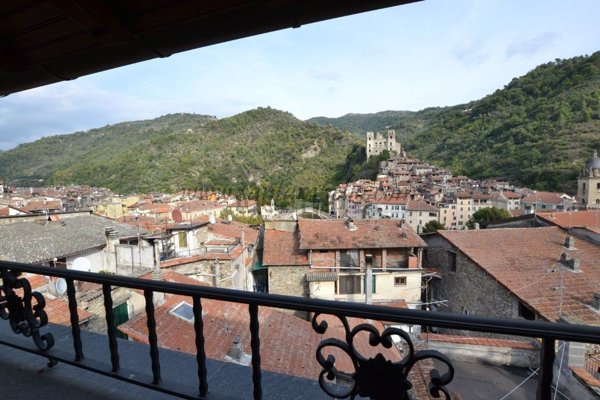 appartamento in vendita a Dolceacqua
