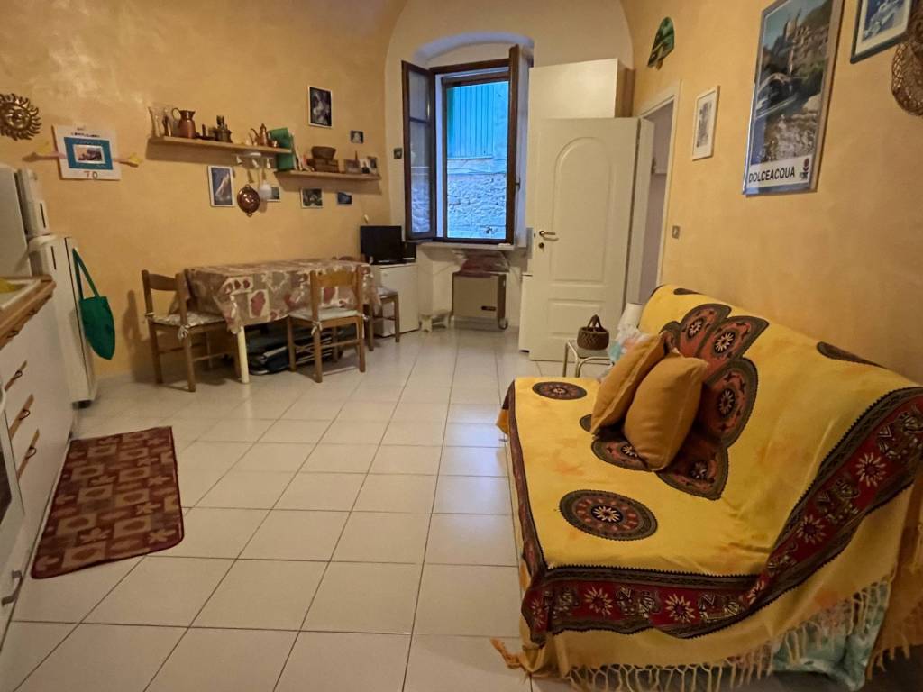 appartamento in vendita a Dolceacqua