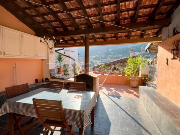 appartamento in vendita a Dolceacqua