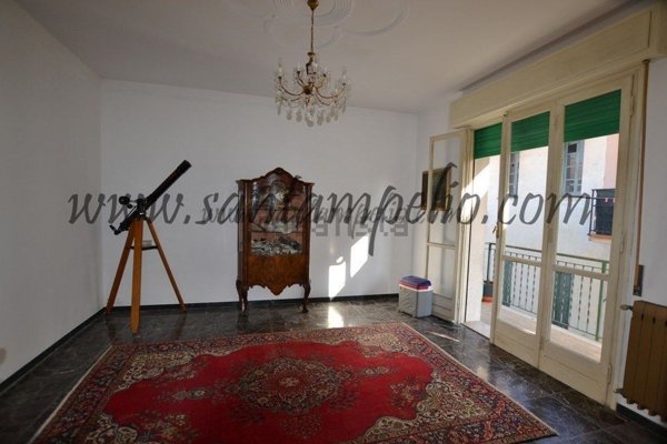 appartamento in vendita a Dolceacqua