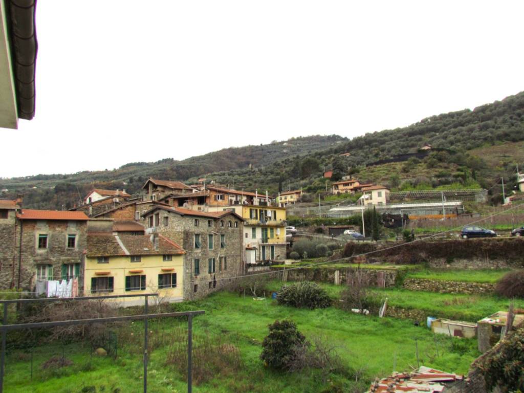 appartamento in vendita a Dolceacqua