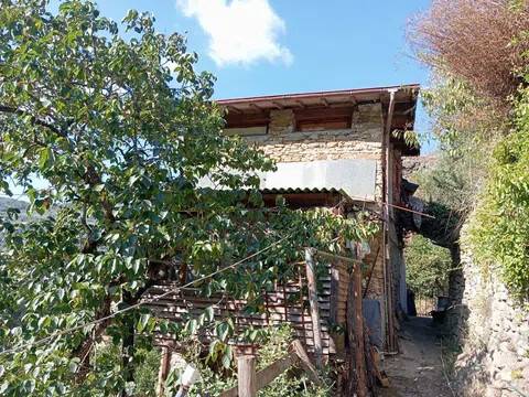 casa indipendente in vendita a Dolceacqua