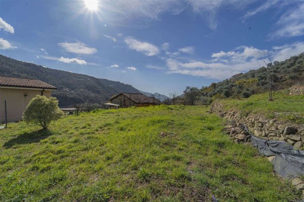 appartamento in vendita a Dolceacqua