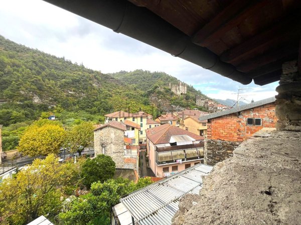 appartamento in vendita a Dolceacqua