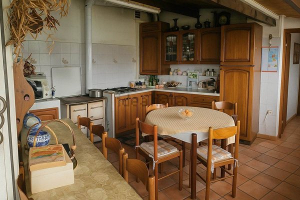 casa indipendente in vendita a Dolceacqua