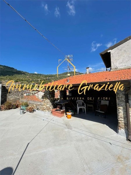 appartamento in vendita a Dolceacqua