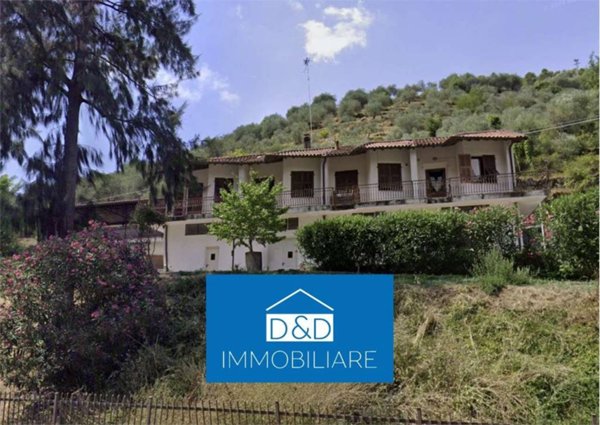 appartamento in vendita a Dolceacqua
