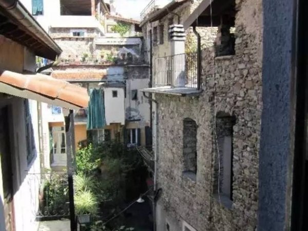 appartamento in vendita a Dolceacqua