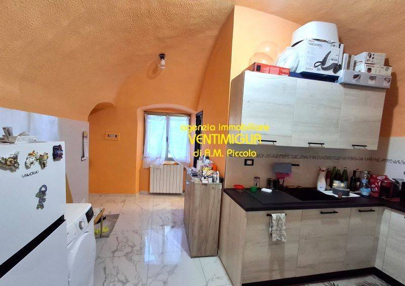 appartamento in vendita a Dolceacqua