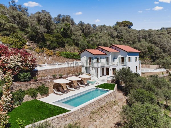 casa indipendente in vendita a Dolceacqua