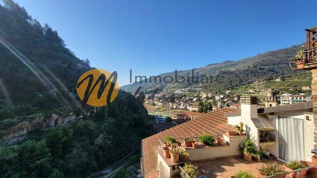 appartamento in vendita a Dolceacqua