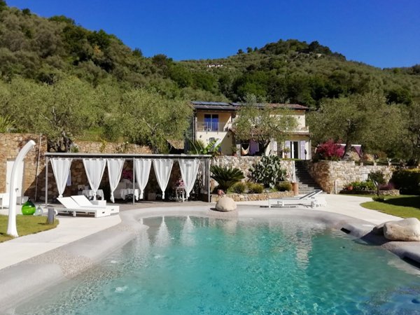 casa indipendente in vendita a Dolceacqua
