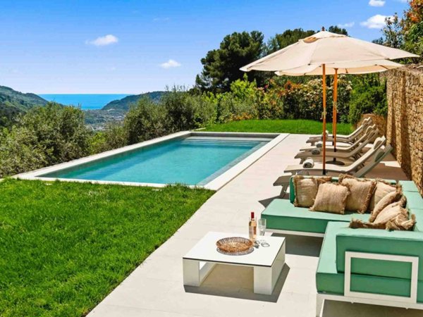 casa indipendente in vendita a Dolceacqua