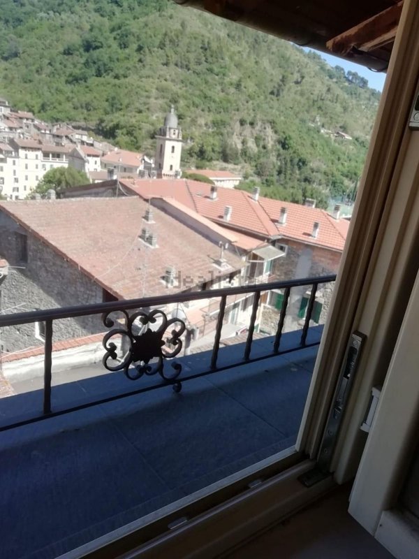 appartamento in vendita a Dolceacqua