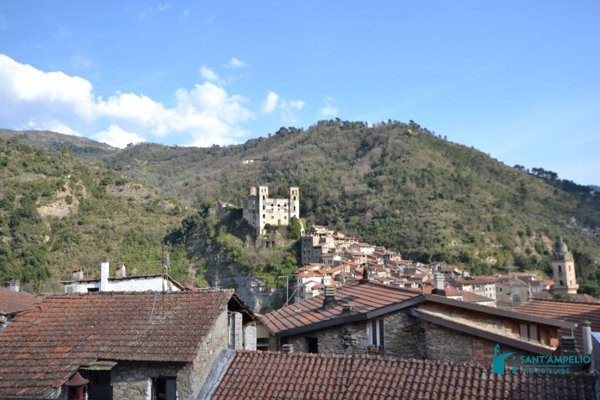 appartamento in vendita a Dolceacqua