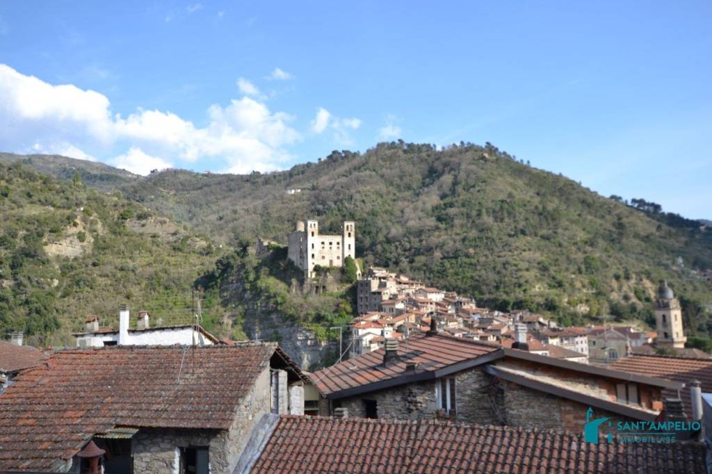 appartamento in vendita a Dolceacqua