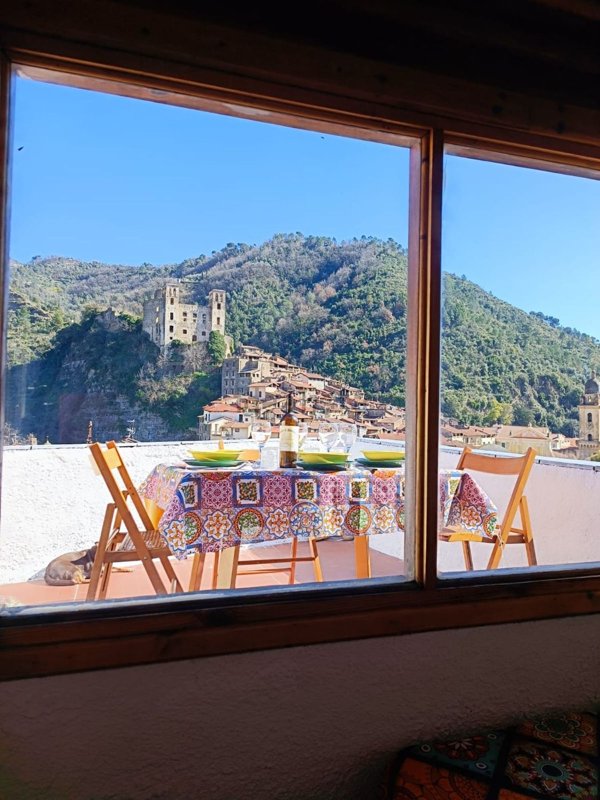 appartamento in vendita a Dolceacqua