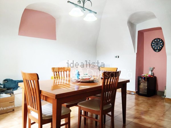 appartamento in vendita a Dolceacqua