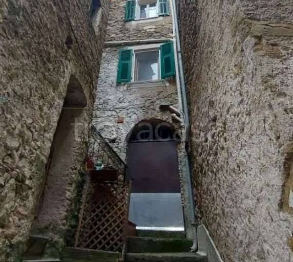 appartamento in vendita a Dolceacqua