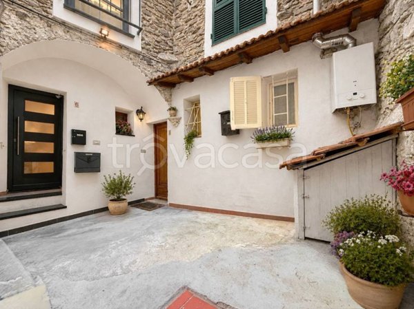 appartamento in vendita a Dolceacqua