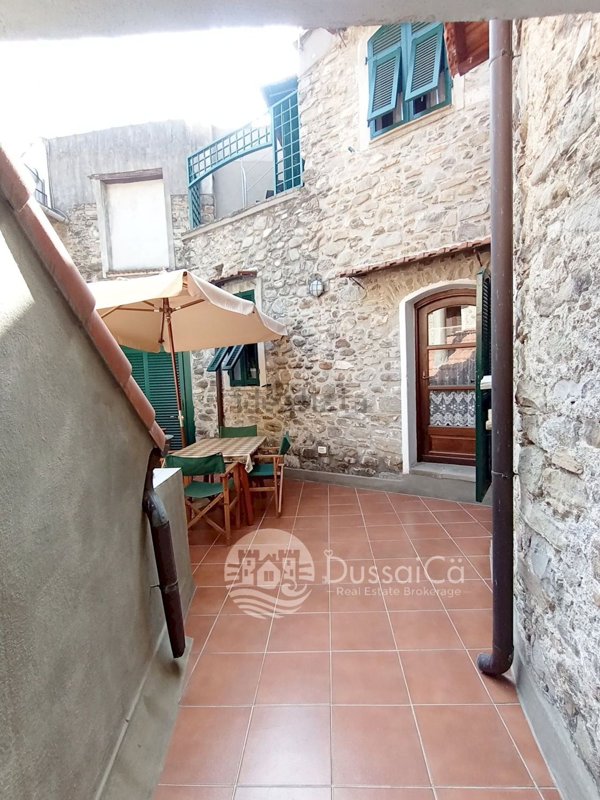 appartamento in vendita a Dolceacqua